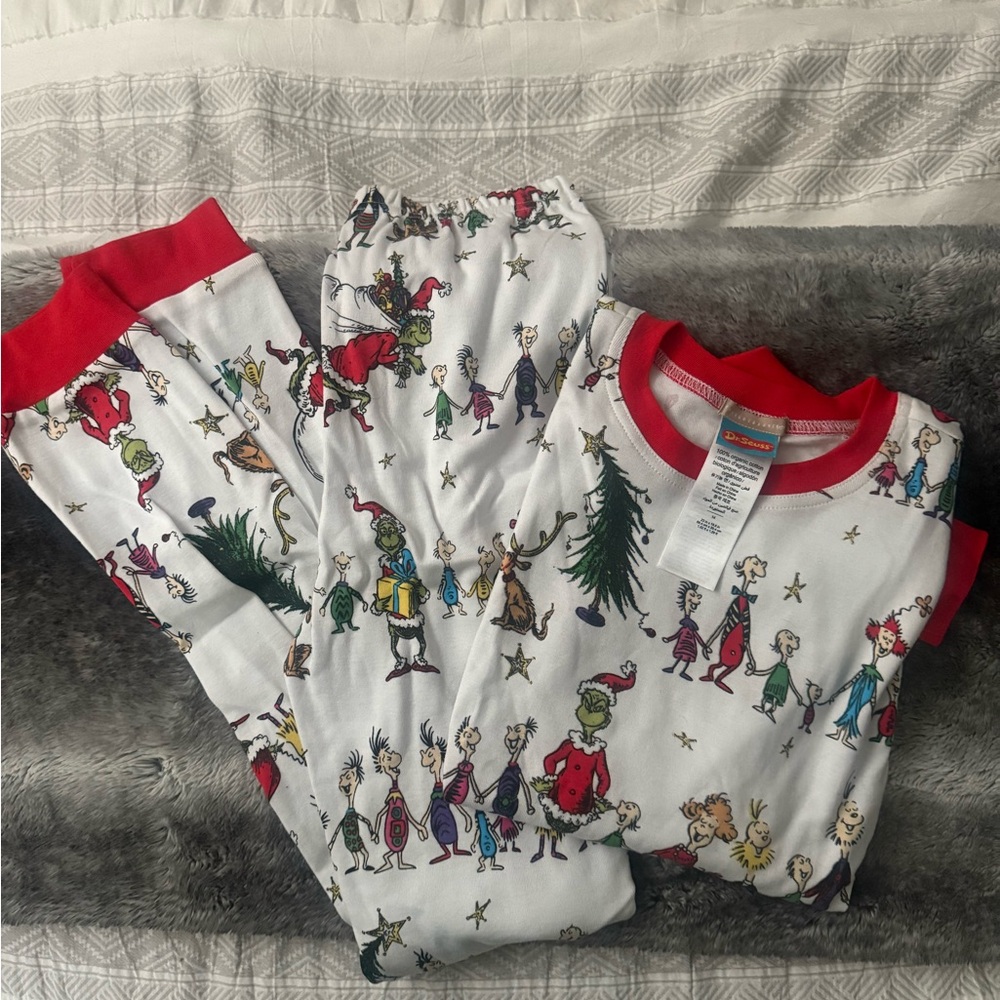 Dr. Seuss grinch Pajamas - Red and White size 14 Big kids pottery barn teen